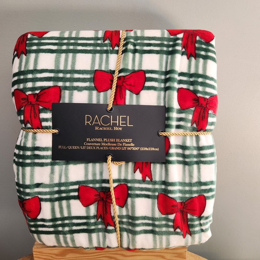 Rachel Roy Flannel Plush Christmas Green Plaid and Red Bow Blanket NWT